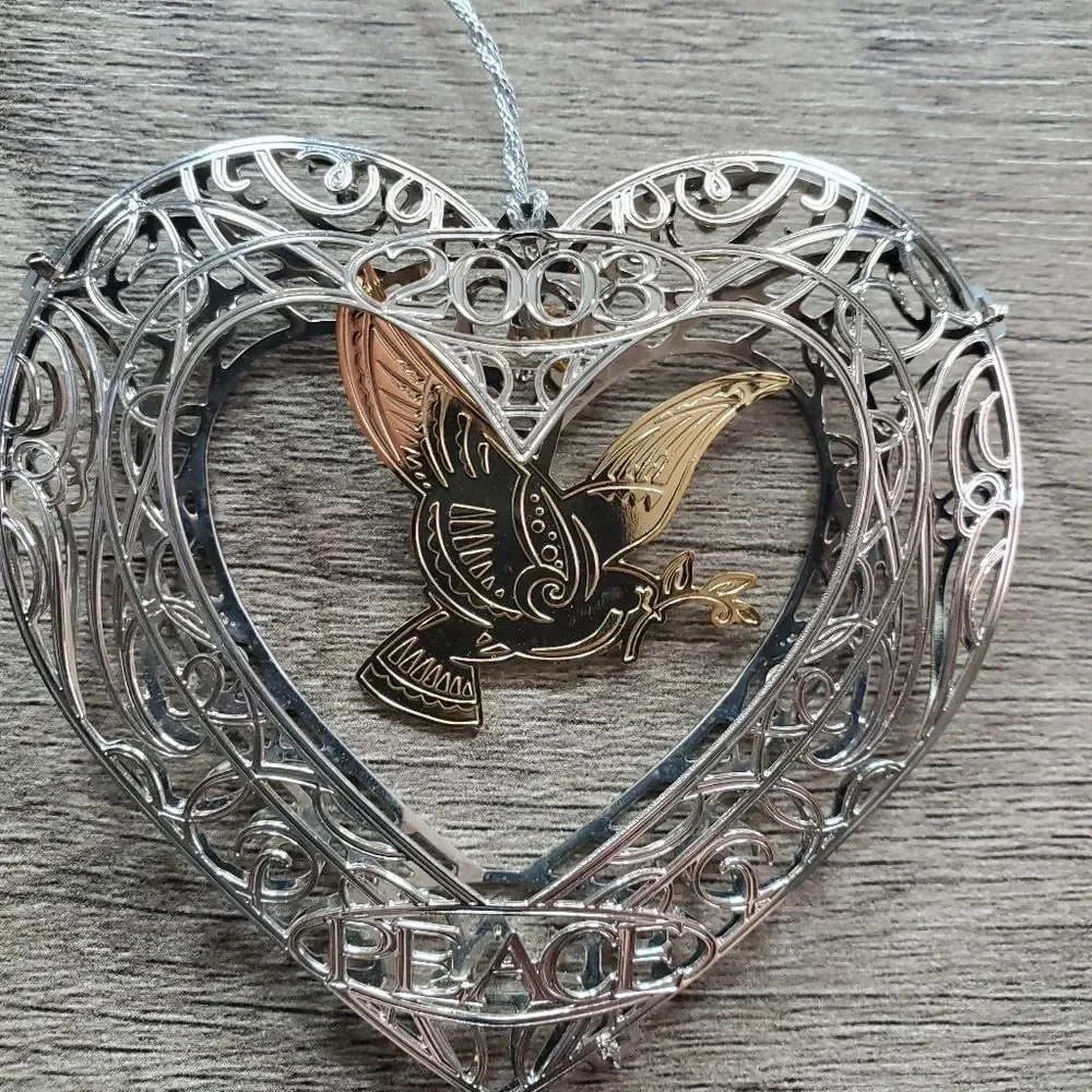 Readers Digest dove & heart Christmas‎ ornament 2003 vtg